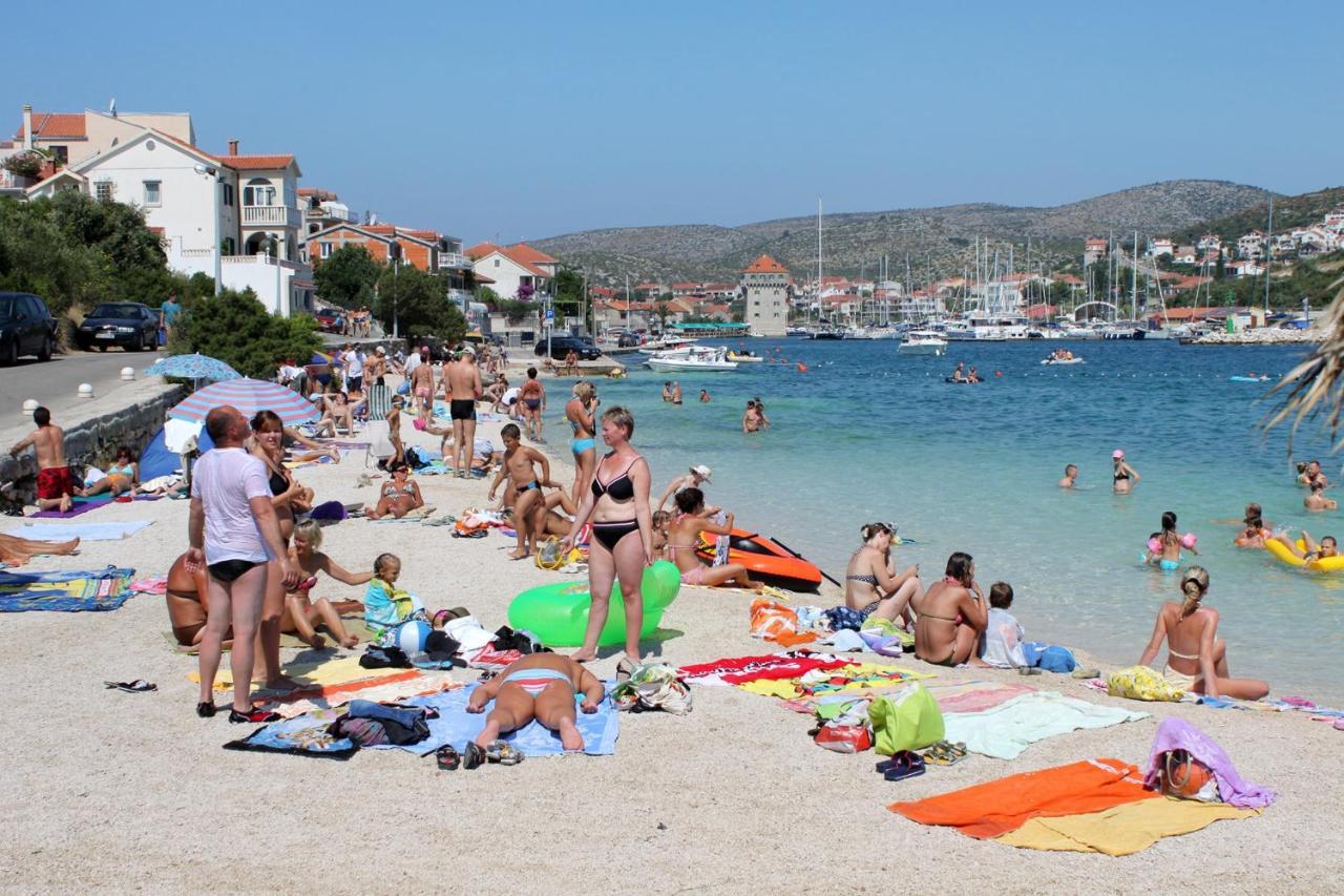 Apartments With A Parking Space Marina, Trogir - 11554 מראה חיצוני תמונה